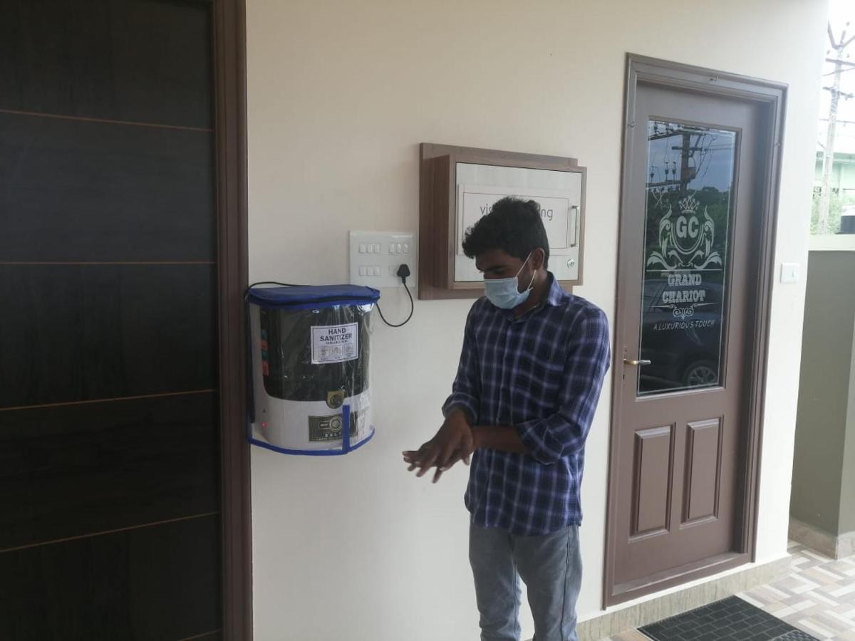 Grand Chariot Hotel Vellore Exterior photo